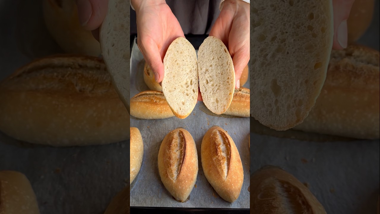 PAN CASERO DE BOCADILLO-Ingredientes al final del video #pan #bocadillo #panfrances #panecillos