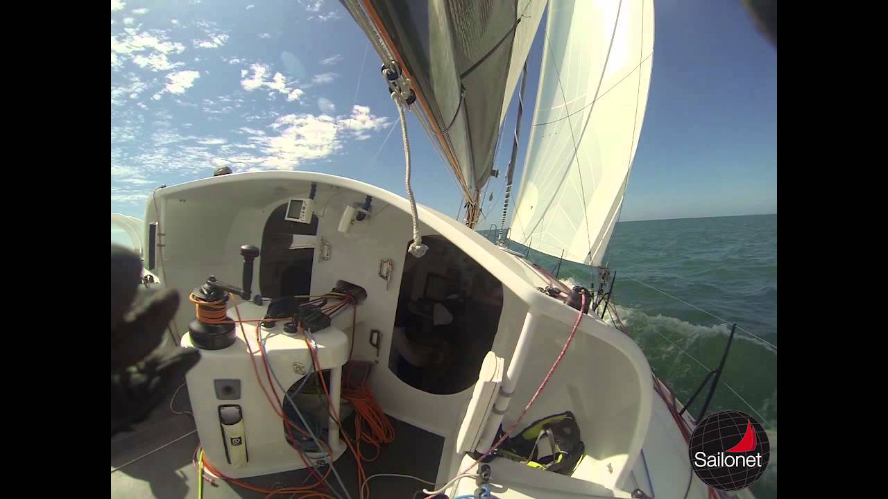 Sailonet class 40 pendant  la course Cowes-Dinard 2015