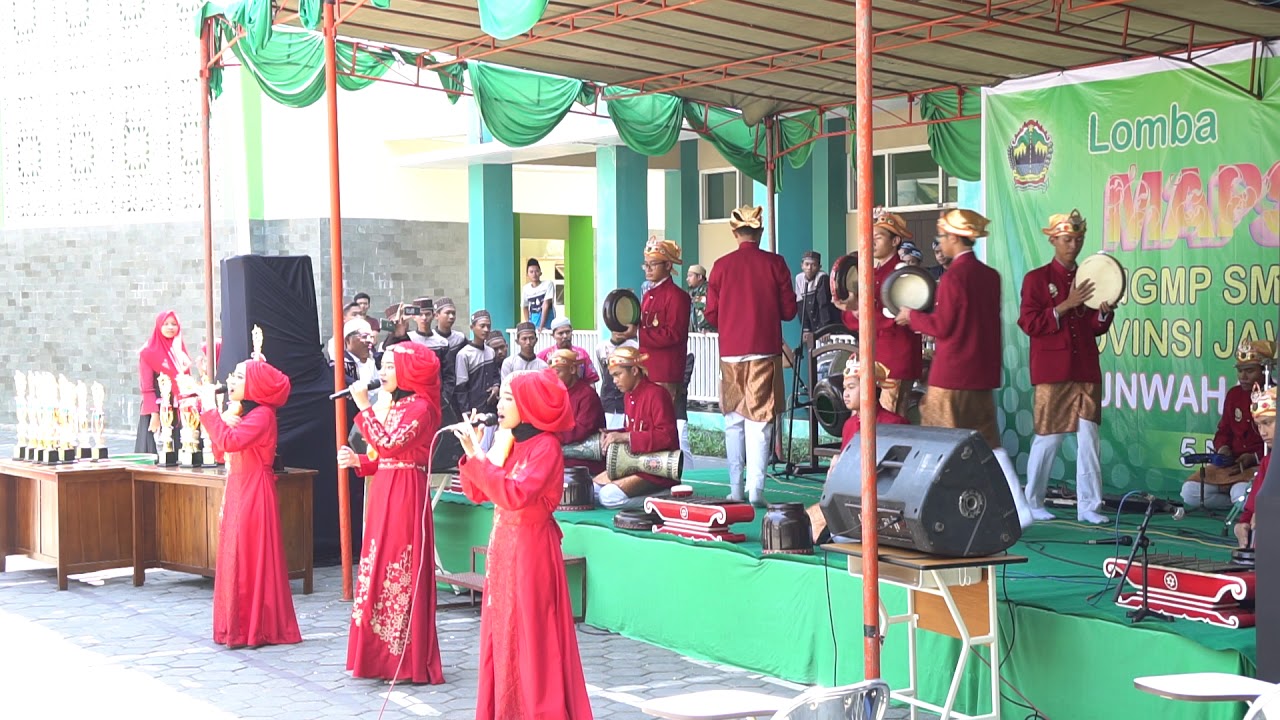 Ya Asyiqol Mustafa - SMA Nasima Semarang (Juara 1 lomba mapsi rebana 2018 )