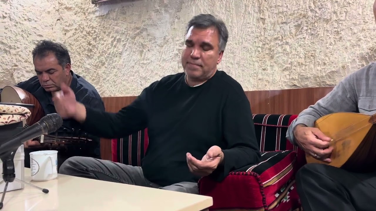 Halil Altıngöz - Bağrımda Bir Ataş Yanıy