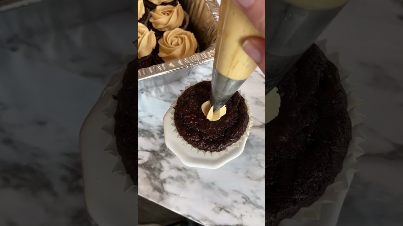 Сливочная глазурь с арахисовым маслом