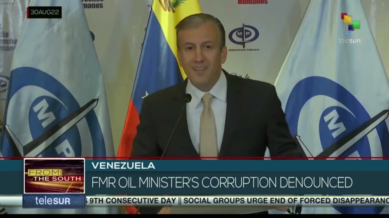 Venezuela's oil minister shows evidence of theft at PDVSA