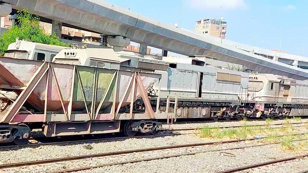 هذا القطار غير مسموح له التوقف في محطة اسنا