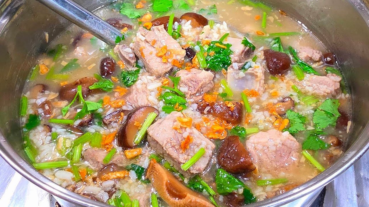 #ข้าวต้มซี่โครงหมู จะให้อร่อยแบบนี้ต้องใช้เวลา รสชาติกลมกล่อมเข้าเนื้อข้าวเม็ดพอดี ซดร้อนๆอร่อยม๊ากก