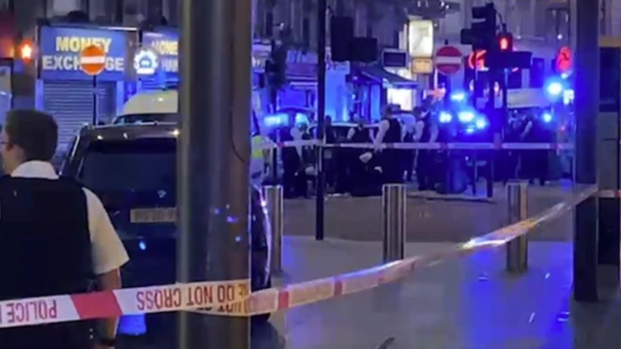 Man tasered after police officers stabbed in Leicester Square