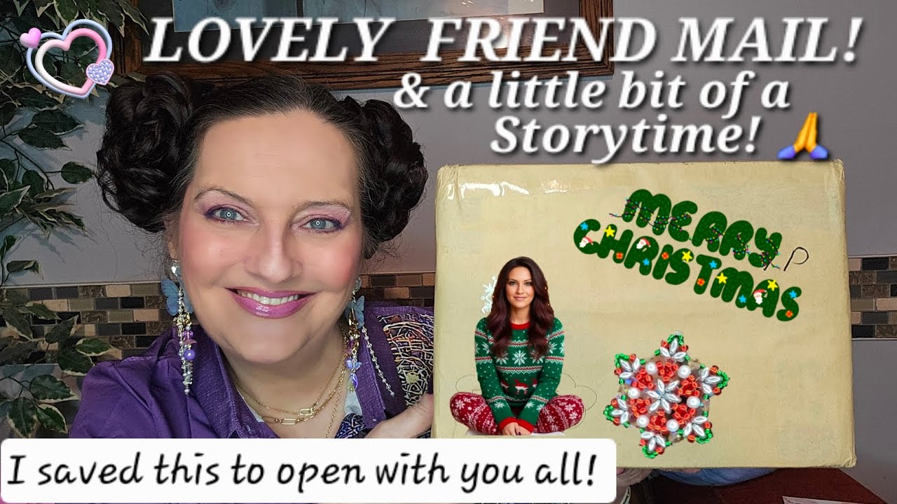 Come with me to unbox gifts that I received from one of my best friends! A little storytime, too! 🎁