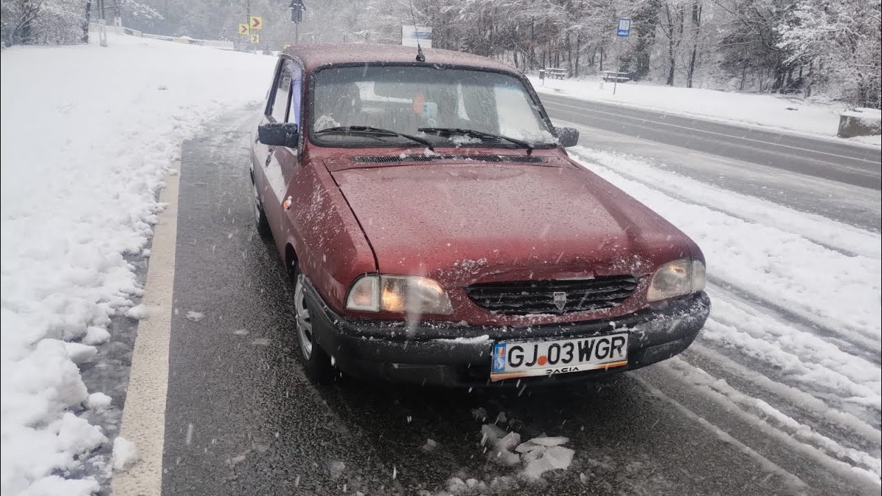 Crăciun fericit! Prima zăpadă cu Dacia 1310