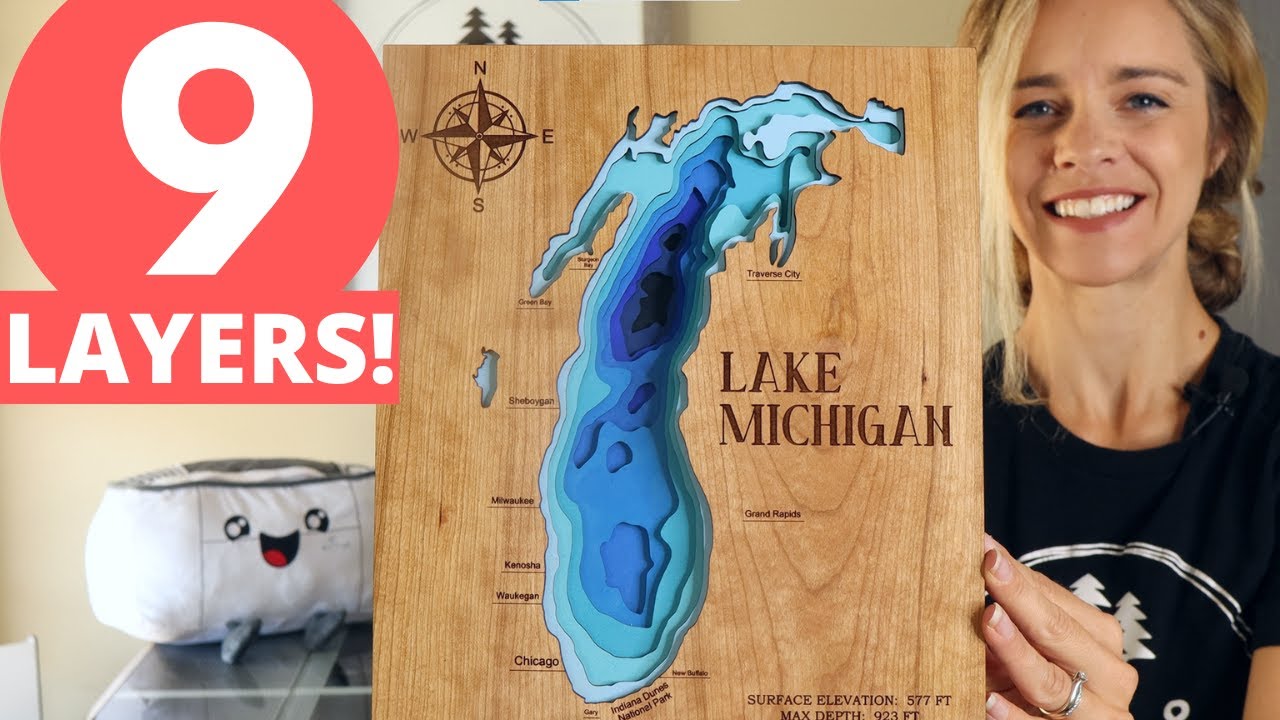 Многослойная карта озера Мичиган, созданная с помощью Glowforge.