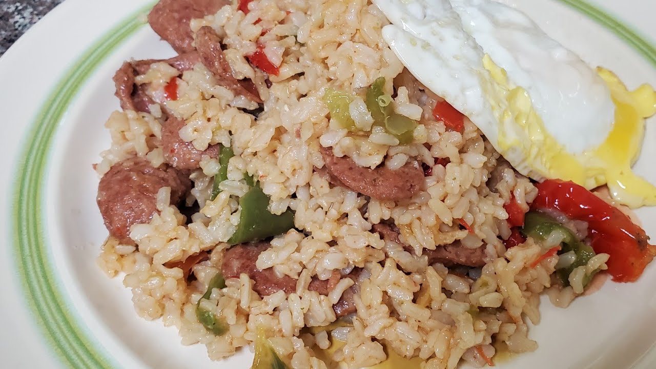 Cooking a Rice Dish With Sausages! 