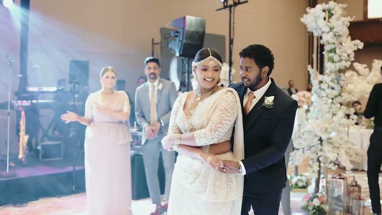 Piumi & Shehan Wedding | Squad Dance 💃 🕺