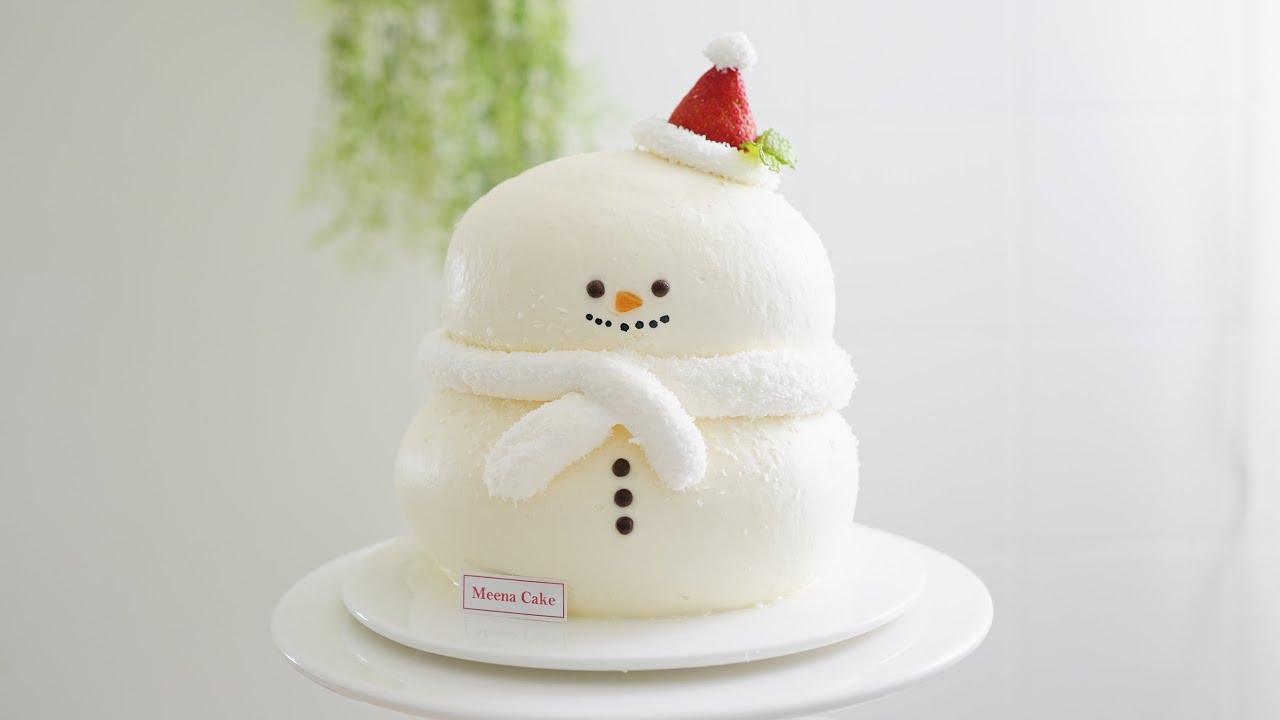聖誕節來做草莓雪人蛋糕吧！可愛度破表！含球形蛋糕抹面教學