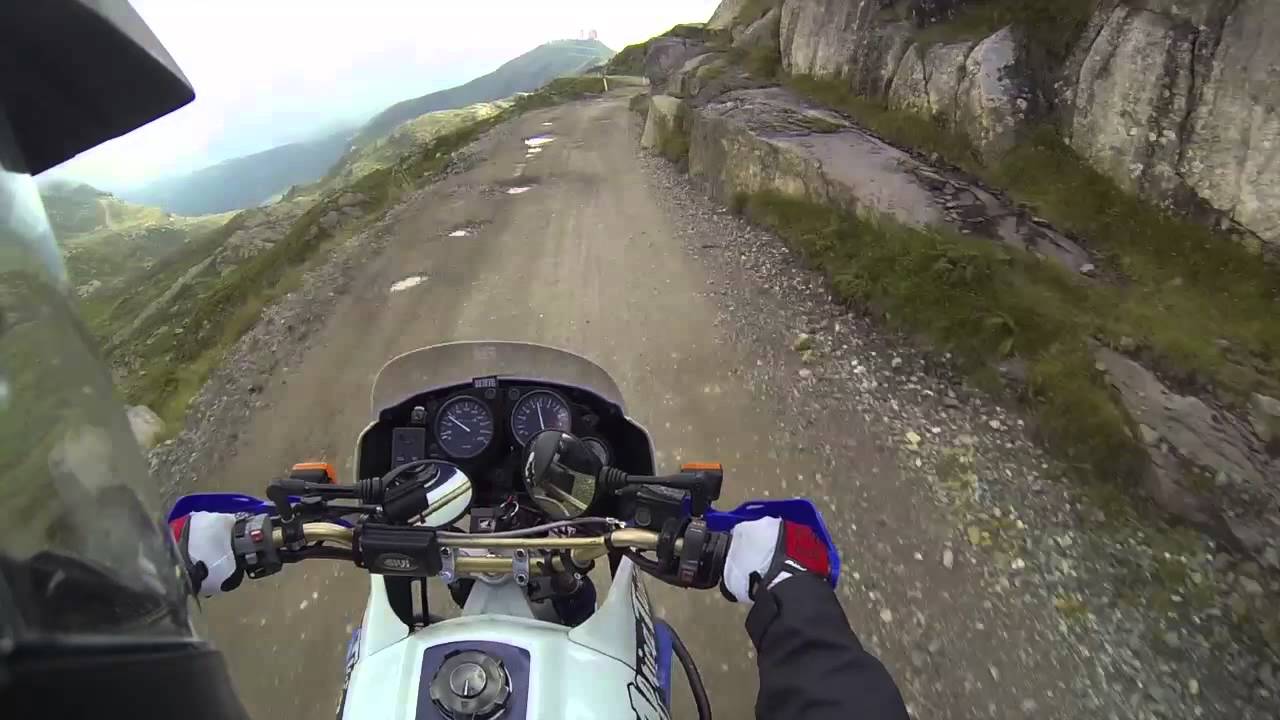 Passo Crocedomini Honda Africa Twin 650
