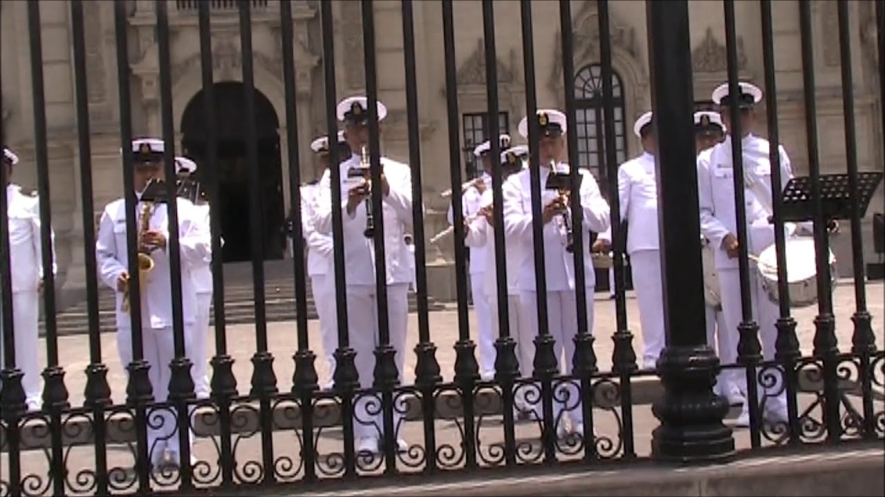 PALO BLANCO y SACA TU PAÑUELO marinera norteña BANDA DE LA MARINA DE GUERRA PERU febrero 2019