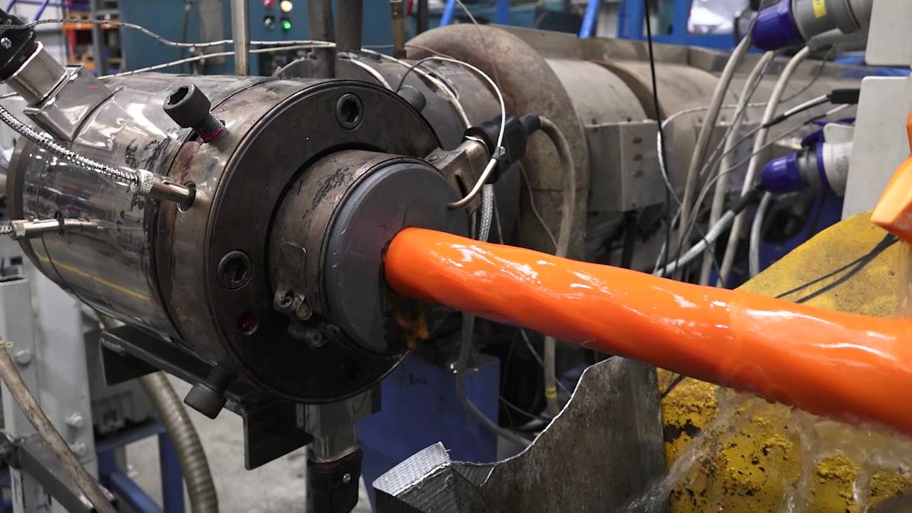 Video 6 - Connecting the ROV to Falkor