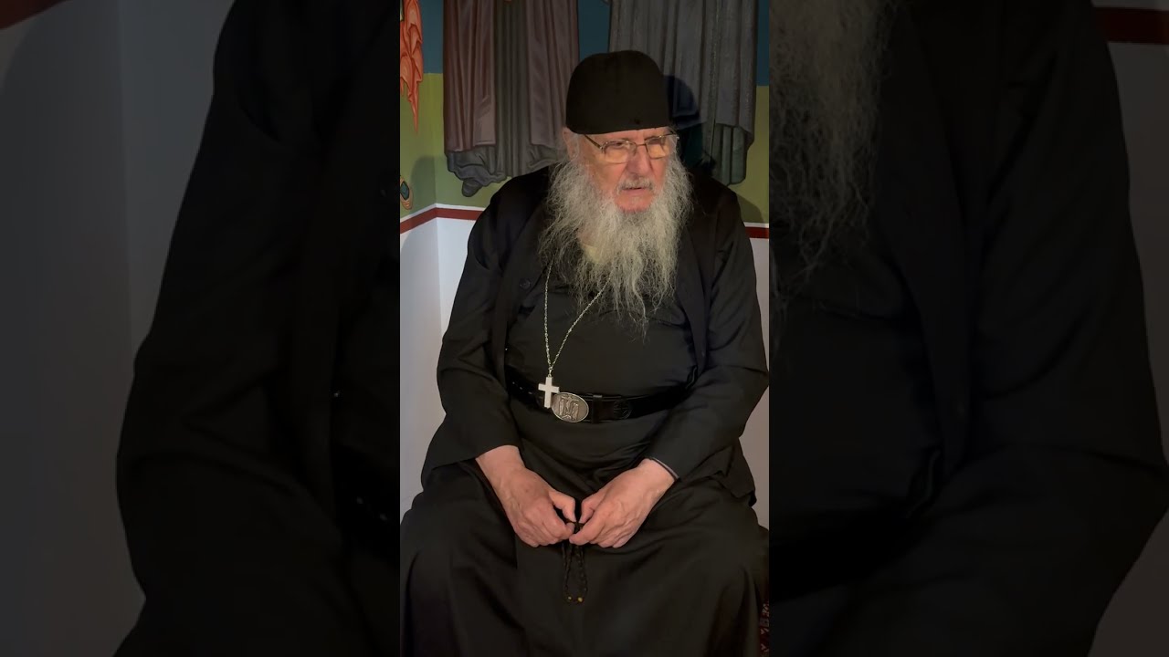 Να γίνουμε άνθρωποι που ακολουθούμε τον Χριστό ~ Γέροντας Χρυσόστομος