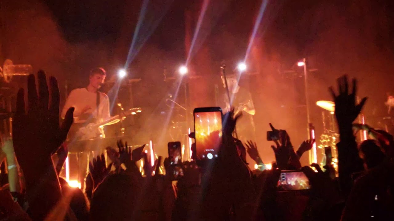 Eden - Fumes (LIVE at Irving Plaza) LIT CROWD