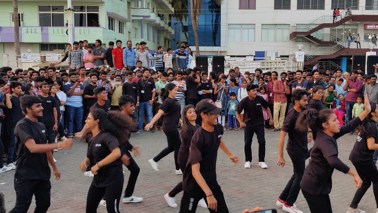 Flash mob | Visakhapatnam Beach Road | Aadhrita group