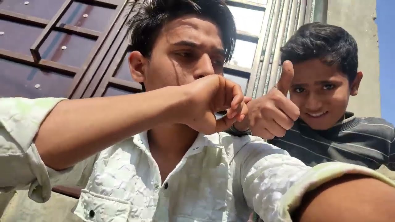 Click the video 🥰 aaj आए hue हैं। 😱 hamare घर par न्यू  guests 🤩तो please पूरा vlog देखों।👍full vlog