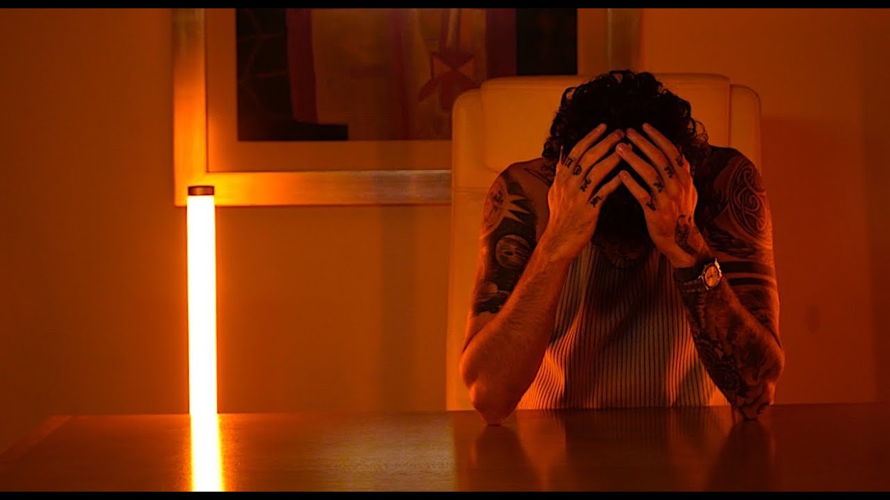 Jly - Luces Ne&oacute;n (Video Oficial)