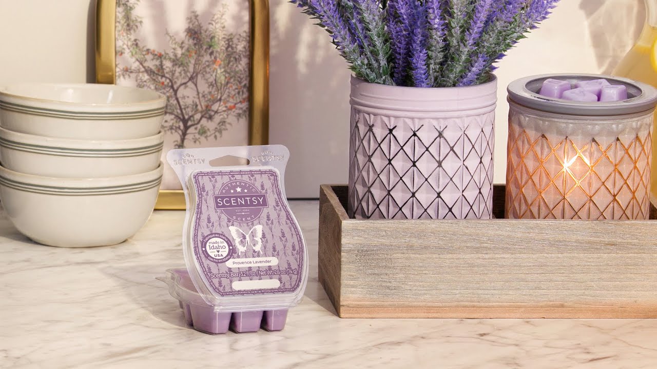 SCENTSY Scent & Warmer of the Month July/2024
