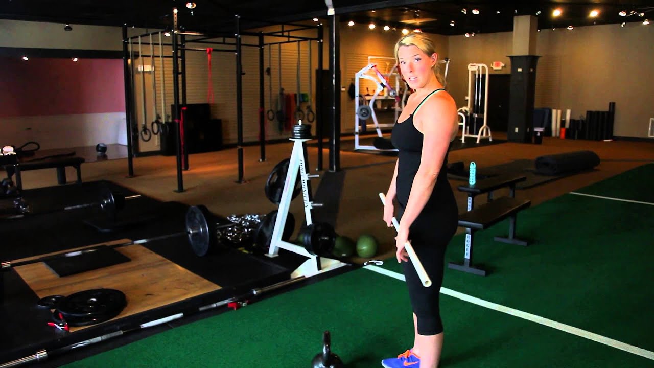 Molly Galbraith of GirlsGoneStrong.com teaching the Hinge and Deadlift