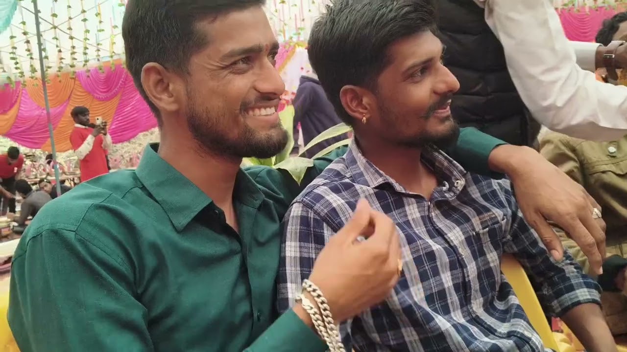 Aaj chale Gaya tha shadi Mai 🙂