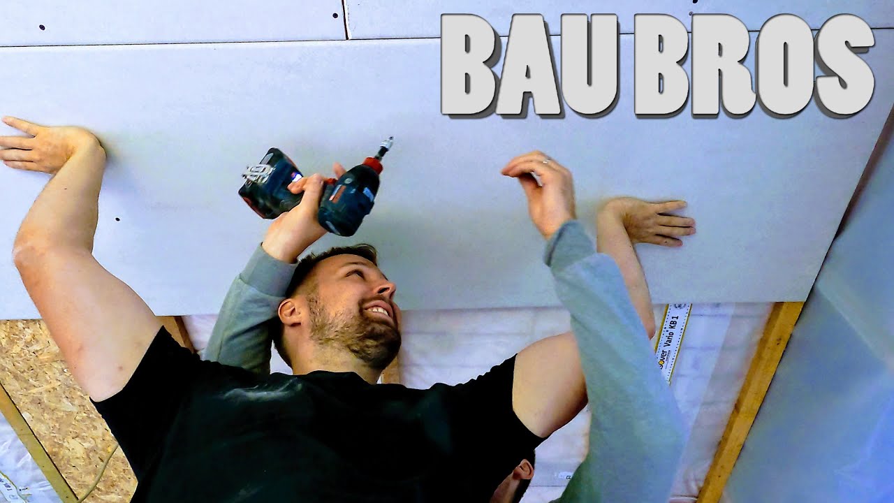 Gipskartonplatten an Decke schrauben und alte Tür zumauern | BauBros Folge 112