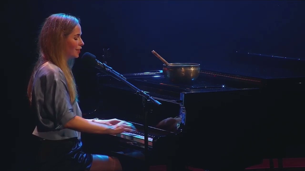 Christin Henkel // Renault Scenic // Live