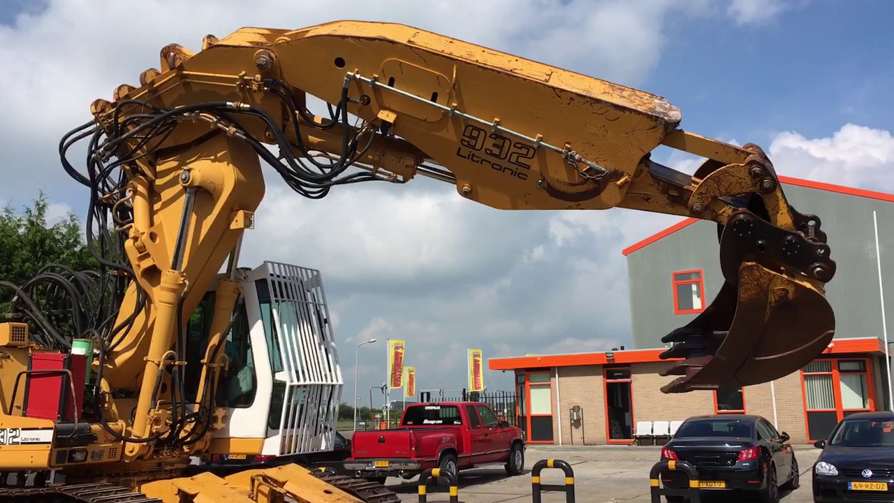 Liebherr R934T * Tunneling Excavator *