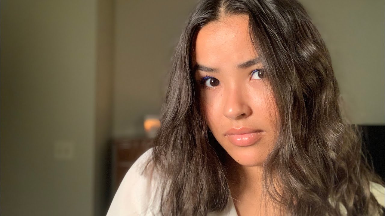ASMR rude makeup artist fixes your ugly face (gum chewing)
