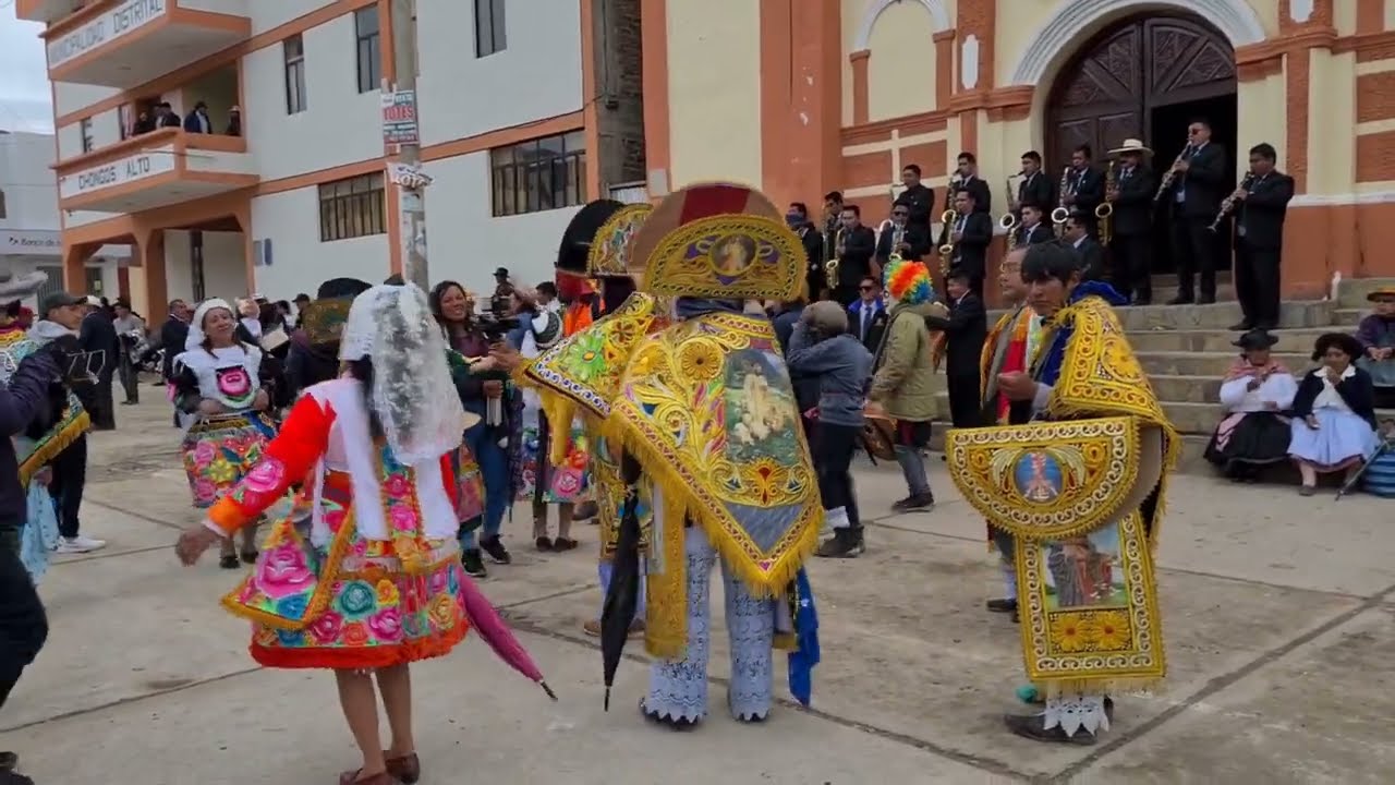 SUPER SONIDO DEL PERU - Mix de huaynos en Chongos Alto (Canipaco)