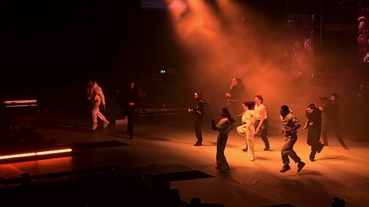 Edis - Mayhoş (28.02.25 - VW Arena)