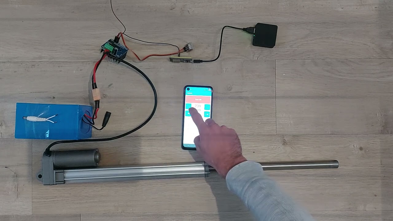 Bluetooth autopilot for boats.