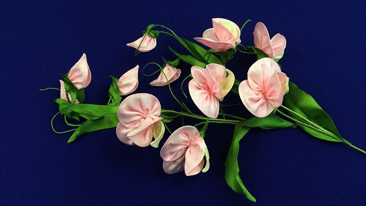 Sweet peas of ribbons/Guisantes dulces de las cintas/Душистый горошек из лент