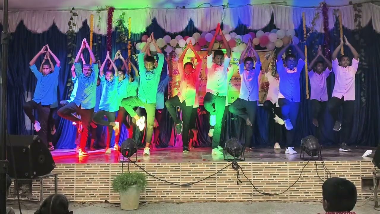 10th boys 2025-26 batch teachers mixing dance