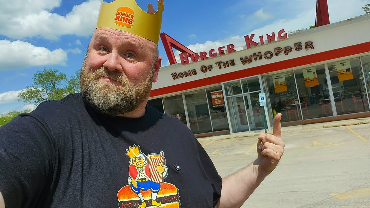 Я посещу последний на Земле оригинальный Burger King, чтобы обсудить историю BK!