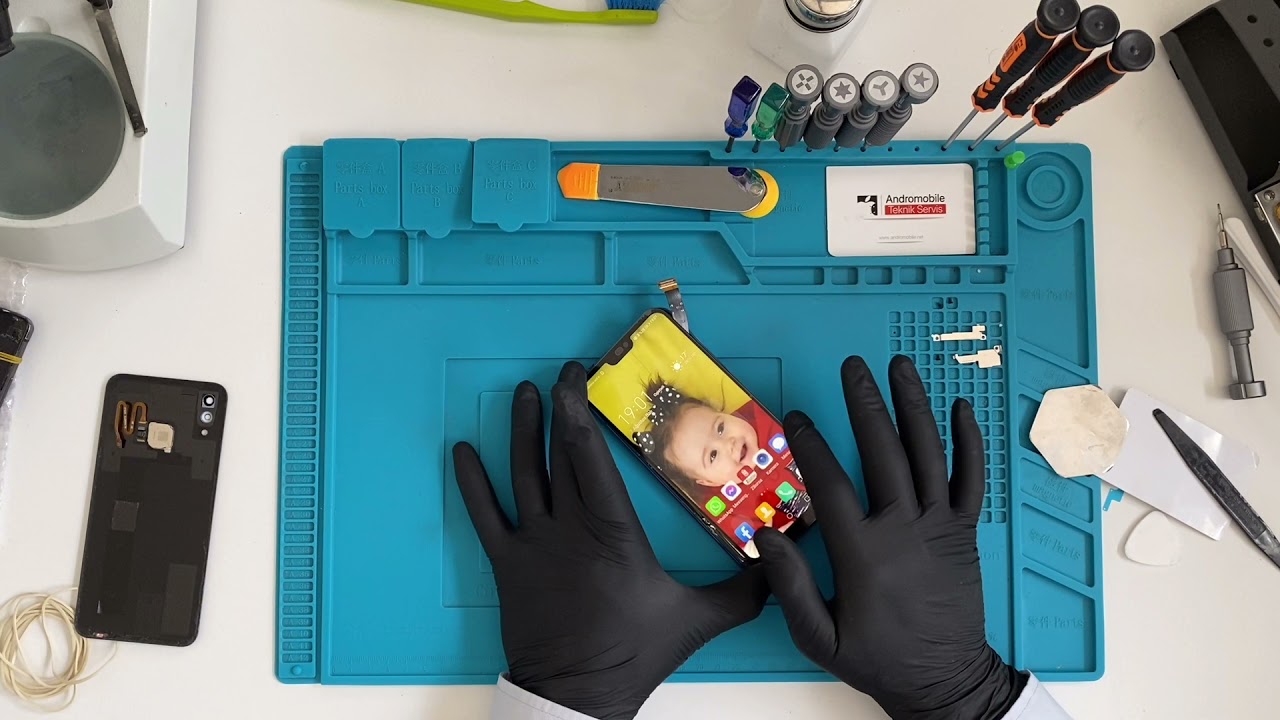 Huawei P20 Lite ekran değişimi Ümraniye Huawei servisi