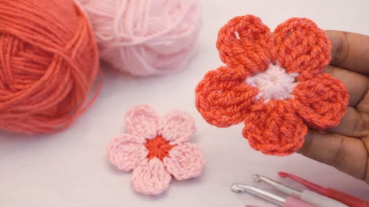 Crochet flower applique||crochet flower for hair accessories @Crochetforbeginners0 