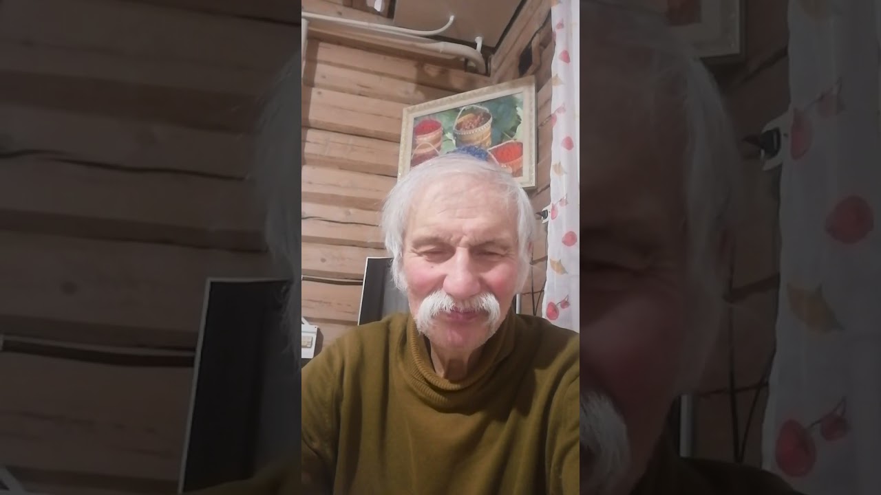 Аан дойду һахаларын аан дойдутааҕы һаҥа һылынан эҕэрдэлиибин!