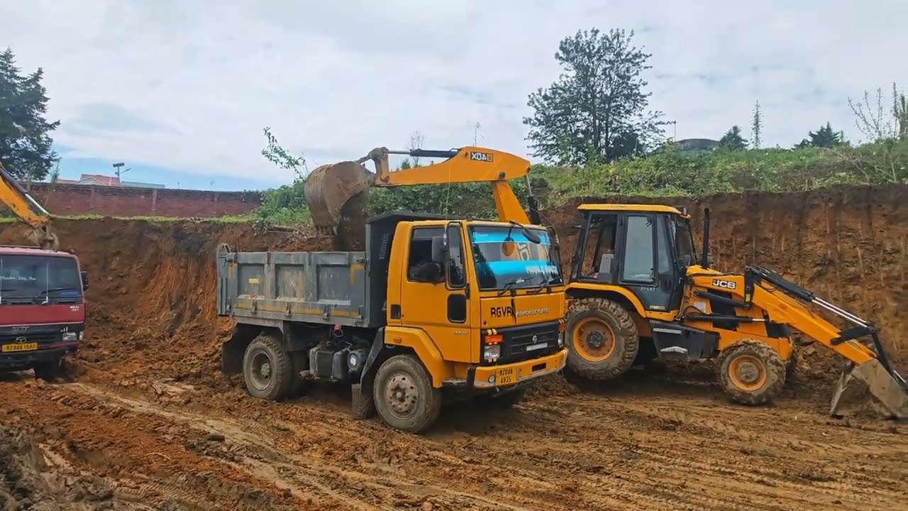 JCB 4DX: leilai lai hmuhnawm lutuk,