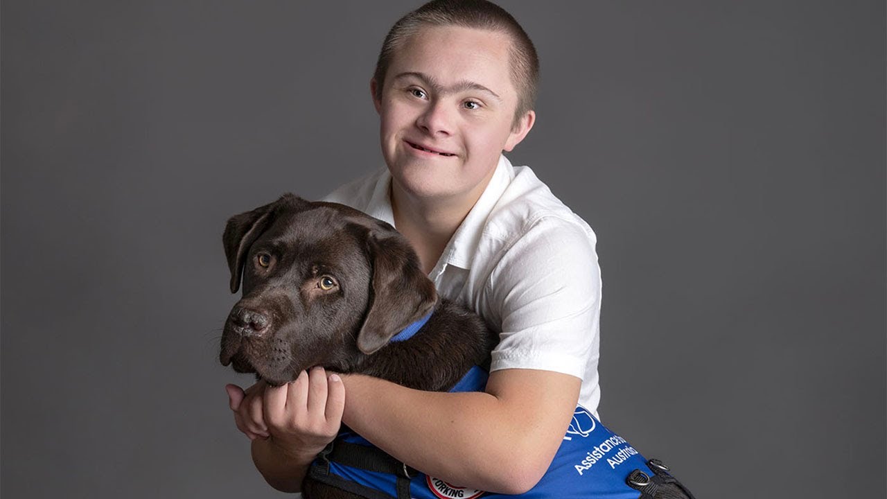 Zeus the Assistance Dog has learned Byron's sign language!