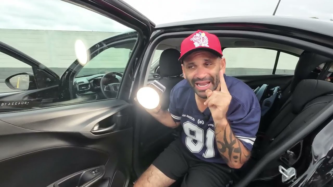 Todo mundo se lascouu! Fiat tem PÁTIOS lotados, pra não pegar usado na troca, a ordem é desvalorizar