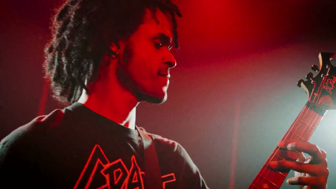 EXTRINSIC - ISOLATED (OFFICAL MUSIC VIDEO)