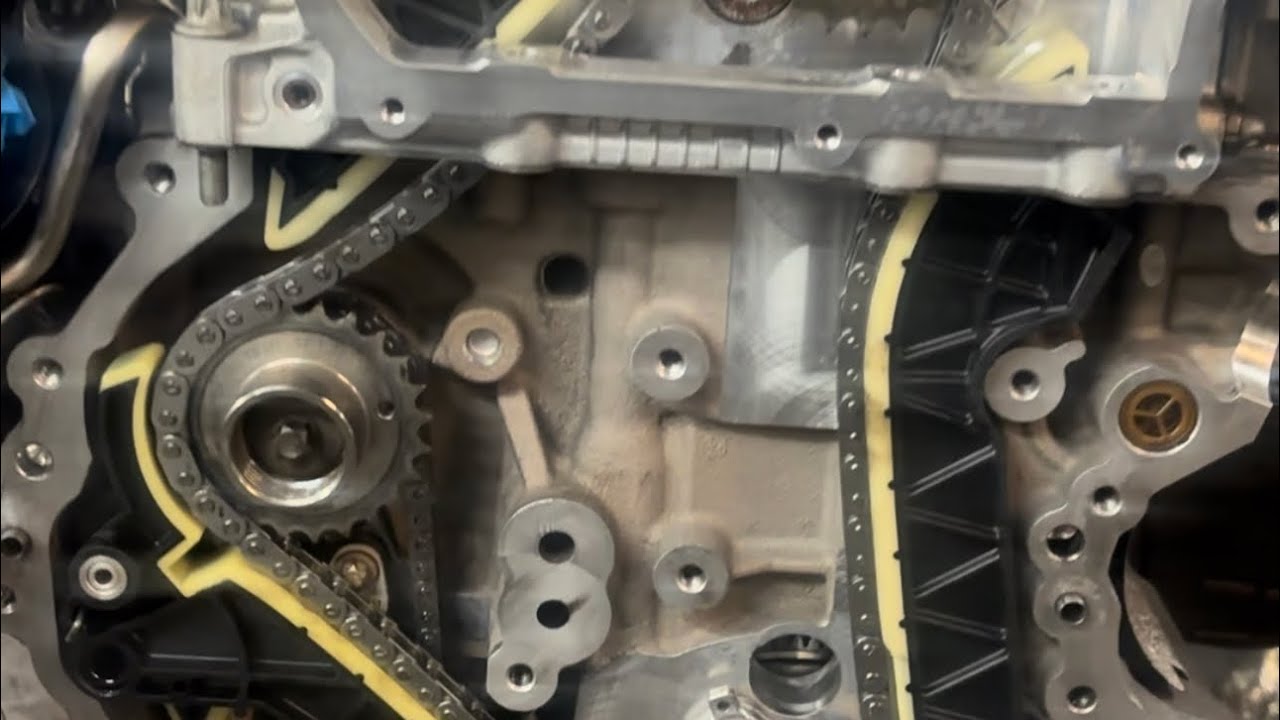 Mercedes E Class E220d W213 OM654 Timing Chain and Oil Pump Replacement
