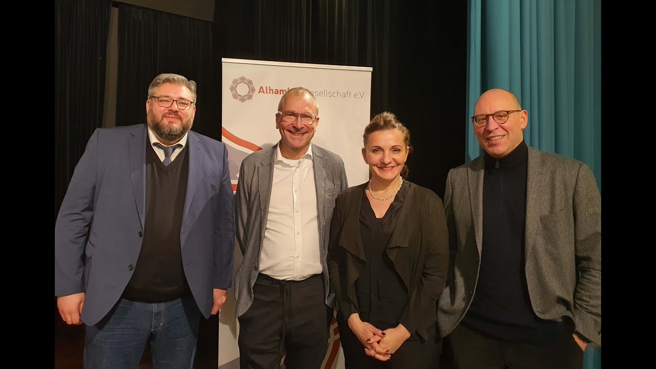 Kein Kopftuch, kein Kreuz, keine Kippa? - Religionsfreiheit in einer säkularen Gesellschaft