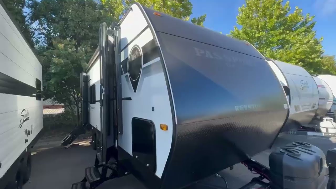 2026 KEYSTONE PASSPORT 210RKC CAMPER GREAT FLOORPLAN NEW