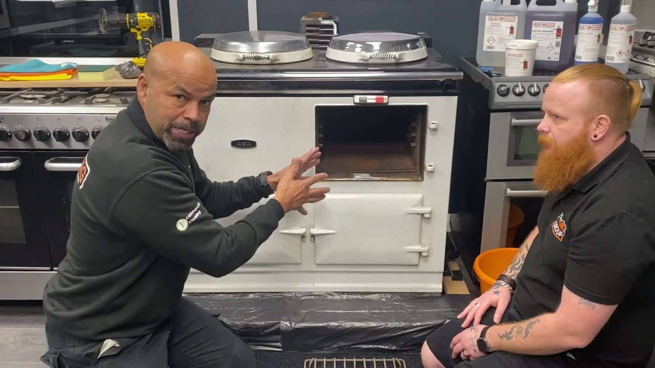 How to clean an AGA by The King Academy / OvenKing