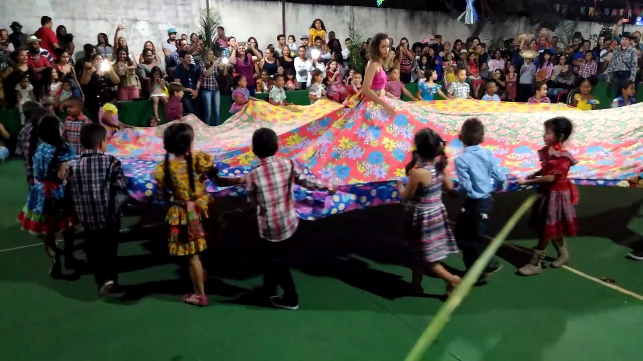 Dança da Saia - Festa Junina