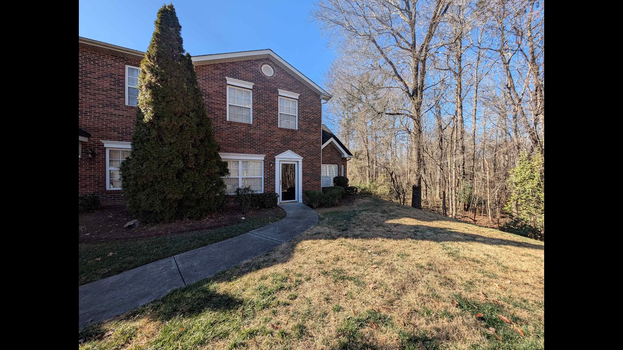 Charlotte Townhomes for Rent 3BR/2.5BA by Charlotte Property Management