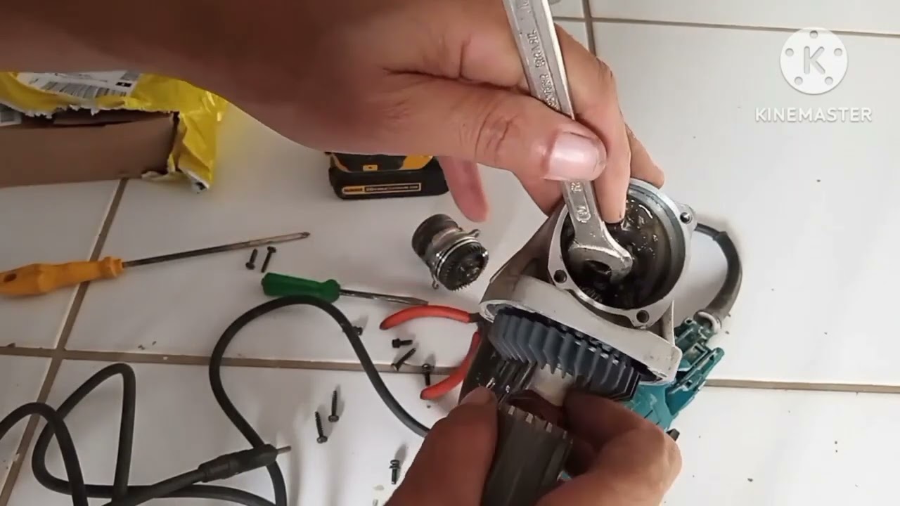Esmerilhadeira fazendo barulho estranho o quê deve ser?🤔
